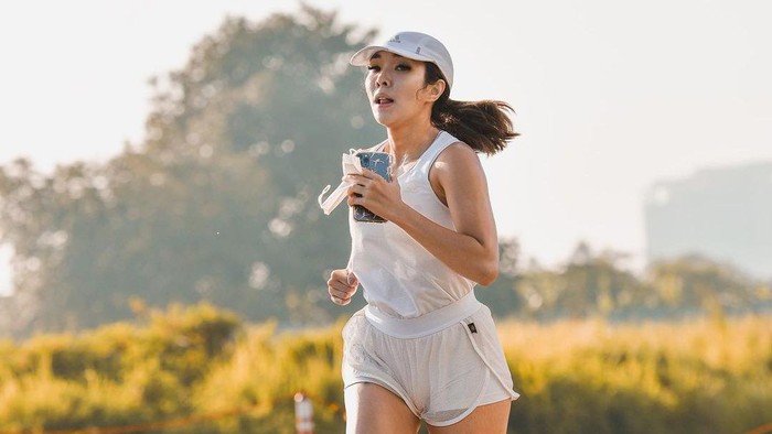 gisel olahraga