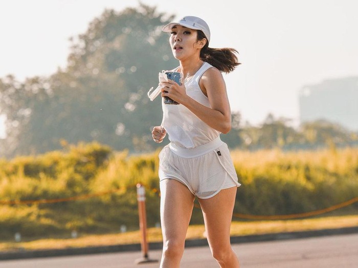 gisel olahraga