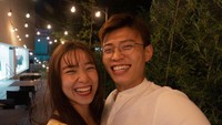 Jang Hansol tak pernah mempublikasikan sosok pacarnya, namun baru-baru ini ia putuskan memperkenalkan pada publik. Terungkap pacar Jang Hansol adalah wanita cantik bernama Jeanette. Foto: Instagram jeanetteongtoo