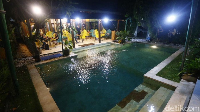 Ketika Korban PHK Pandemi di Bali Bikin Restoran Berjuang di tengah masa pandemi. Restoran keren di Bali ini dibangun oleh orang-orang yang kena PHK saat pandemi Corona.