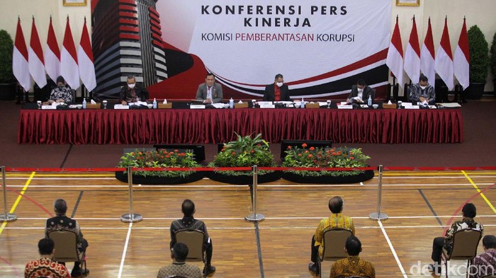KPK Pamer Kinerja Sepanjang 2020 KPK gelar paparan pers terkait kinerja pemberantasan korupsi sepanjang tahun 2020, di Gedung Merah Putih, KPK, Jakarta, Rabu (30/12). Seluruh pimpinan KPK hadir.