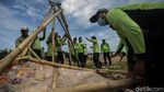 Maksimalkan Lahan Pemakaman, Gubuk Liar di TPU Tegal Alur Dibongkar