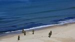 Melihat Kelompok Militan Palestina Latihan Militer di Jalur Gaza
