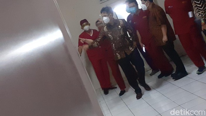 Menkes Budi Gunadi datangi RSHS Bandung