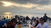 Dilihat dari laman Instagramnya, Michael Yukinobu De Fretes terlihat hobi traveling. Ia sering membagikan momen berliburnya di luar negeri. Foto: Instagram @yukinobu_de_fretes