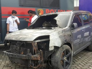 Ditangkap, Pelempar Molotov ke Rumah Wartawati di Riau Dijanjikan Rp 30 Juta