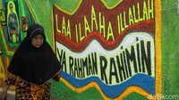  Diketahui, mural itu dibuat untuk mempercantik gang tersebut.