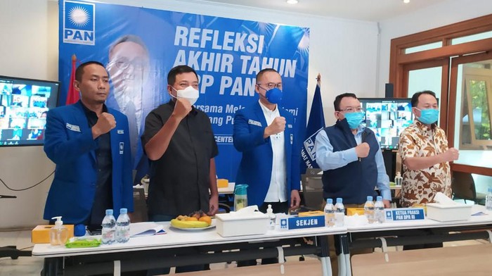 Fraksi PAN DPR menyampaikan catatan akhir tahun 2020.