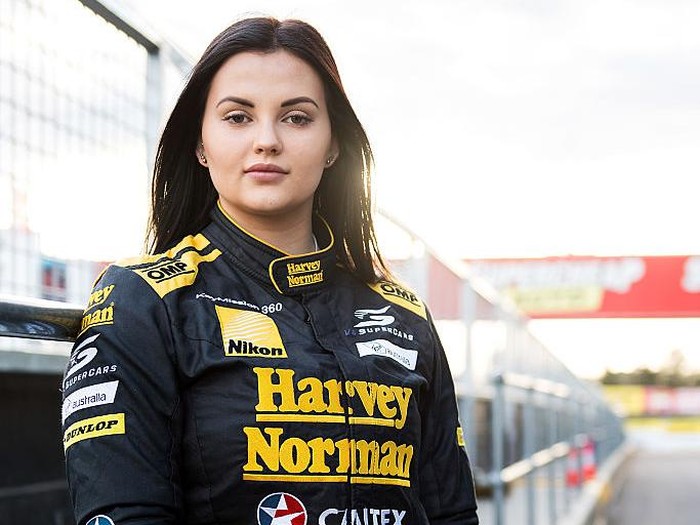 Renee Gracie BATHURST, NEW SOUTH WALES - OCTOBER 08: Renee Gracie driver of the #360 Harvey Norman Super Girls Nissan Altima poses for a photo prior to practice for the Bathurst 1000, which is race 21 of the Supercars Championship at Mount Panorama on October 8, 2016 in Bathurst, Australia. (Photo by Daniel Kalisz/Getty Images)