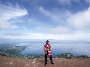 Sandiaga Uno Terkesan dengan Danau Toba, Berharap Bisa Bangkit Lagi