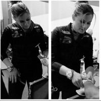 Swayze terkenal sebagai cutwoman pertama dan satu-satunya. Sebelumnya pekerjaan ini memang selalu dilakukan oleh pria. Wanita asal AS itu sendiri awalnya tidak tahu bahwa ia akan menjalani profesi ini tapi ia memang tertarik untuk bekerja dengan MMA.  Foto: Instagram @swayzevalentine