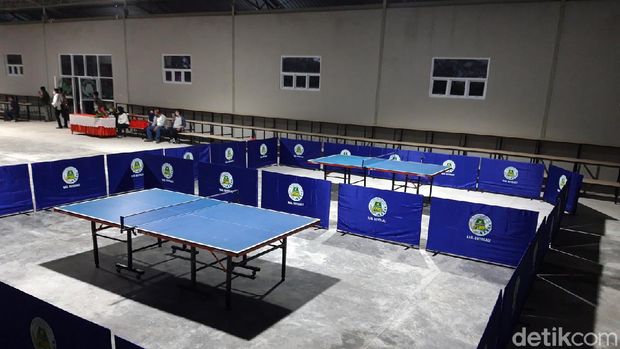Kabar gembira bagi para atlet dan pecinta olah raga tenis meja. Di penghujung tahun 2020, Boyolali memiliki Gedung Olah Raga (GOR) khusus tenis meja.