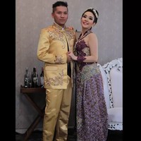 Pada 2013, Gisel menikah dengan Gading Marten. Sebelum mengikat janji suci dengan Gading, ia sempat berpacaran dengan Desta, mantan personil Club 80s. Foto: Tangkapan Layar YouTube/Official Trans7