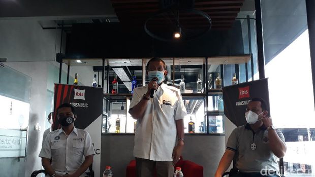 Wali Kota Yogyakarta Haryadi Suyuti saat memberikan keterangan soal persiapan jelang libur Tahun Baru 2021, Rabu (30/12/2020)