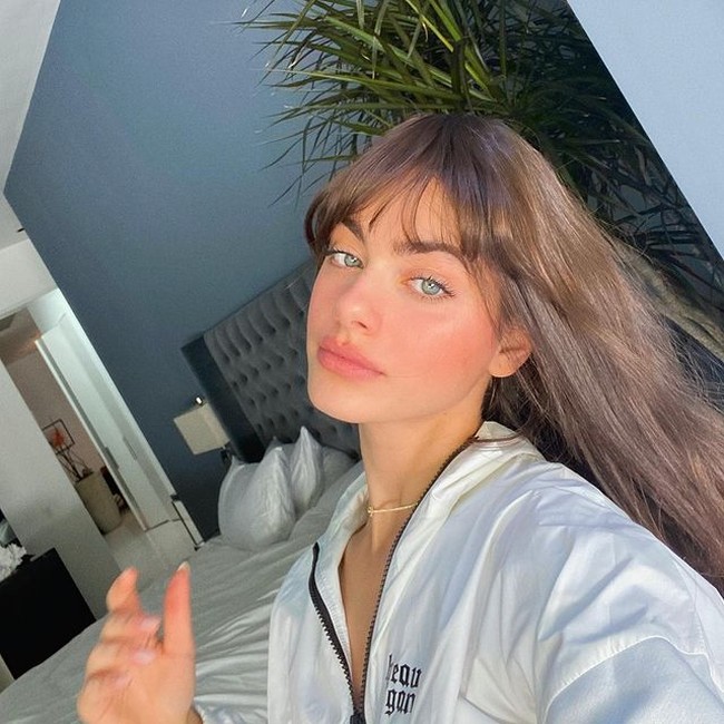 Di usianya yang masih muda, Yael telah mengikuti wajib militer yang diwajibkan oleh negaranya. Dalam wajib militer itu Yael diketahui bergabung dengan tentara angkatan udara. Foto: Instagram/@yaelshelbia