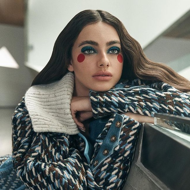 Tahun ini, Yael Shelbia berhasil mengalahkan Lisa BLACKPINK yang berada di peringkat dua. Di tahun sebelumnya, nama Yael Shelbia berada di peringkat kedua 100 Most Beautiful Faces versi TC Candler. Foto: Instagram/@yaelshelbia