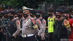 Cegah Kerumunan, Ribuan Personel Gabungan Sekat Kota Bandung