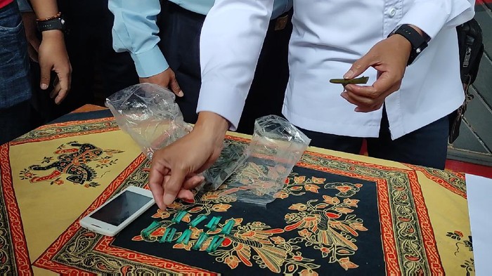 Barang bukti sabu yang coba diselundupkan ke Lapas Cianjur.