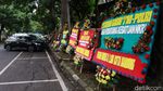 FPI Dibubarkan, Markas TNI-Polri Banjir Karangan Bunga