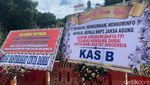 FPI Dilarang, Karangan Bunga Juga Banjiri Taman Apsari