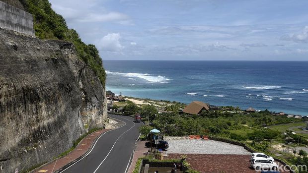 Pantai Pandawa tak lepas dari daftar destinasi favorit di Bali. Bagaimana keadaannya di tengah pandemi?