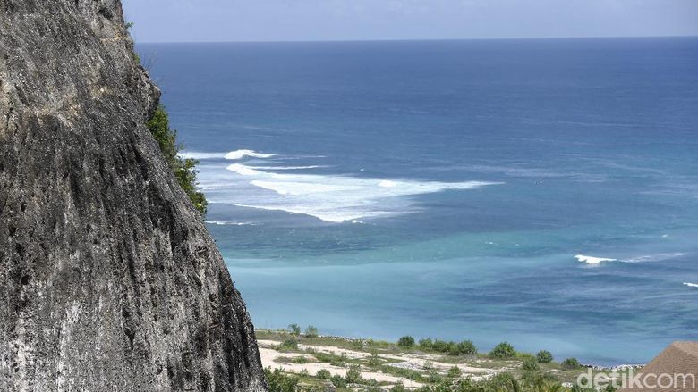 Ini Lho Pantai Pandawa yang Indahnya Kebangetan Pantai Pandawa tak lepas dari daftar destinasi favorit di Bali. Bagaimana keadaannya di tengah pandemi?