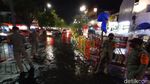 Jadi Pusat Kerumunan, Plang Malioboro Ditutup Terpal