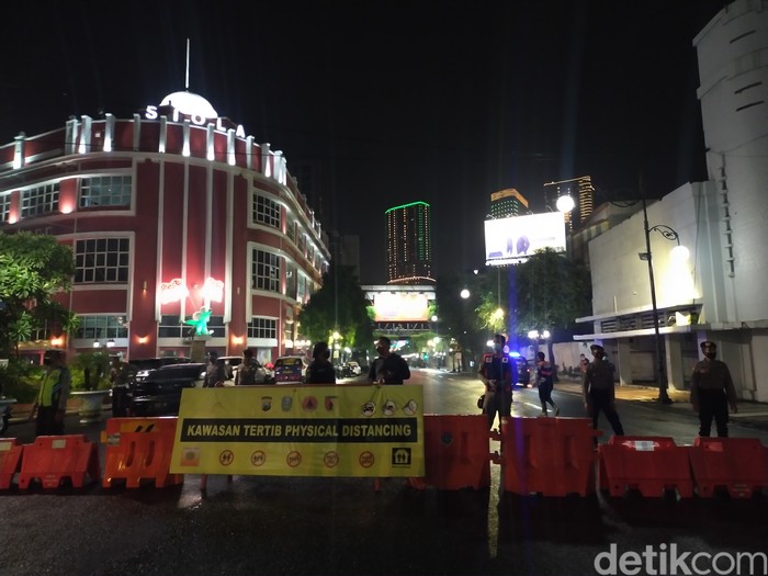 jalan tunjungan ditutup