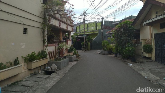 Kondisi Jalan Petamburan Kamis (31/12) pagi