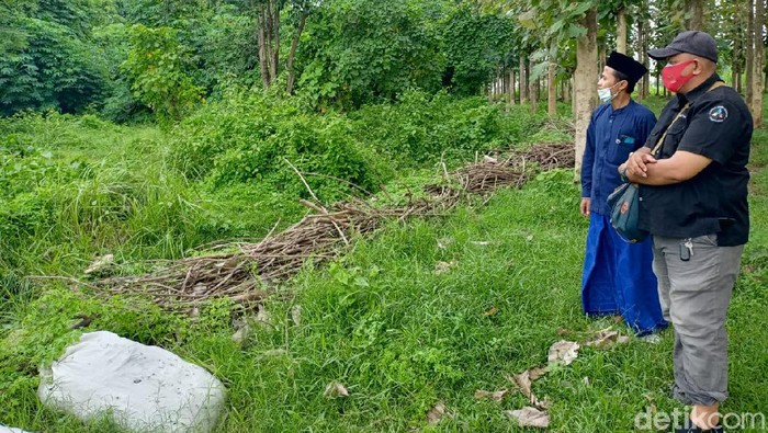 kuburan dempul