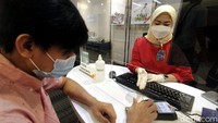 Dengan BNI Sonic, nasabah dapat melakukan pembukaan rekening kurang dari 3 menit dan tanpa antre.