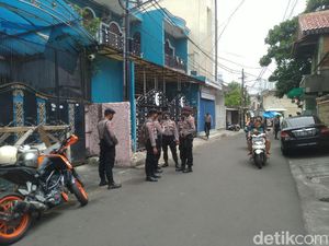 FPI Dilarang, Polisi Kembali Patroli di Kawasan Petamburan Siang Ini