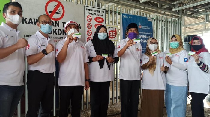 PT Pertamina (Persero) Marketing Operation Region (MOR) II bekerja sama dengan Pemerintah Kota Bengkulu resmi meluncurkan Kartu Pelanggan LPG 3 Kg.