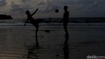 Terpukau Sunset di Pantai Jimbaran