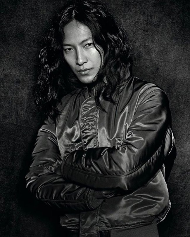 Alexander Wang menyatakan akan menindak tegas dan mencari tahu siapa pihak pertama yang menuduh dan menyebarkan tuduhan tersebut ke internet. Dia pun akan mengambil jalur hukum terhadap orang yang bertanggungjawab atas penyebaran kabar bohong tersebut. Foto: Instagram/@alexwangny