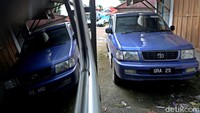Sebagai pembanding, Zaldi memberi Mobil second Toyota Kijang LGX 2011 dengan brand Malaysia Unser cuma Rp 70 juta, Sementara itu dipasar Indonesia untuk jenis mobil dan tahun yang sama harganya masih berkisar diantara Rp 85 jutaan.