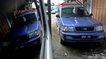 Banyak Mobil Malaysia di Perbatasan, Nggak Usah Heran!