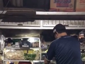 Curhatan Anak Penjual Nasi Goreng Ini Bikin Netizen Bersyukur