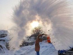 Bbrrr! Suhu Dingin Rusia Capai Minus 50 Derajat, Begini Potret Bekunya