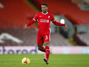 Dear Barcelona, Wijnaldum Diincar Wolverhampton Juga Lo