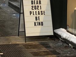 Meme Sambut Tahun 2021 dan Melepas Tahun 2020