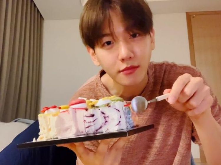 Baekhyun EXO Doyan Banget Makan Es Krim, Intip Yuk Momennya!