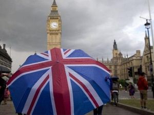 Inggris Tunda Pemeriksaan Ketat buat Produk Eropa, Ada Apa?
