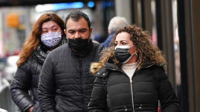 Total kasus virus Corona (COVID-19) di Amerika Serikat (AS) melampaui angka 20 juta kasus saat tahun baru atau pada 1 Januari 2021.