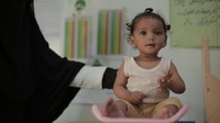 Sama dengan Kongo, Yaman hingga kini masih menjadi negara dengan krisis kemanusiaan terbesar di dunia. Konflik senjata yang berlarut, ekonomi yang runtuh serta layanan nasional yang lumpuh akan membuat 358 ribu dari 12,4 juta anak-anak bakal mengalami kekurangan gizi.
