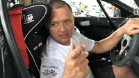 Meski begitu, Bamsoet mengaku tak melupakan jasa para senior. Dua calon Ketua Umum PP IMI yang sebelumnya bersama Bamsoet juga ikut dalam bursa pemilihan Ketua Umum IMI Pusat, seperti Sadikin Aksa dan HM. Putranto juga dipastikan duduk di posisi yang sangat dekat untuk membantunya. Foto: dok. IMI