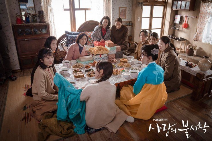 Di 'Crash Landing on You', Ini 7 Makanan Favorit Son Ye Jin dan Hyun Bin