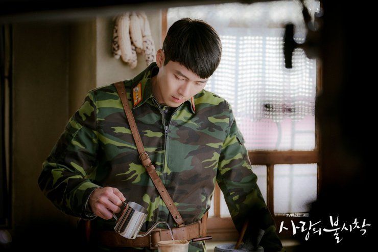 Di 'Crash Landing on You', Ini 7 Makanan Favorit Son Ye Jin dan Hyun Bin