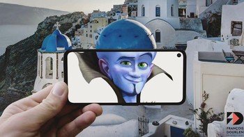 Megamind dan bangunan di Santorini, Yunani. Foto: Francois Dourlen