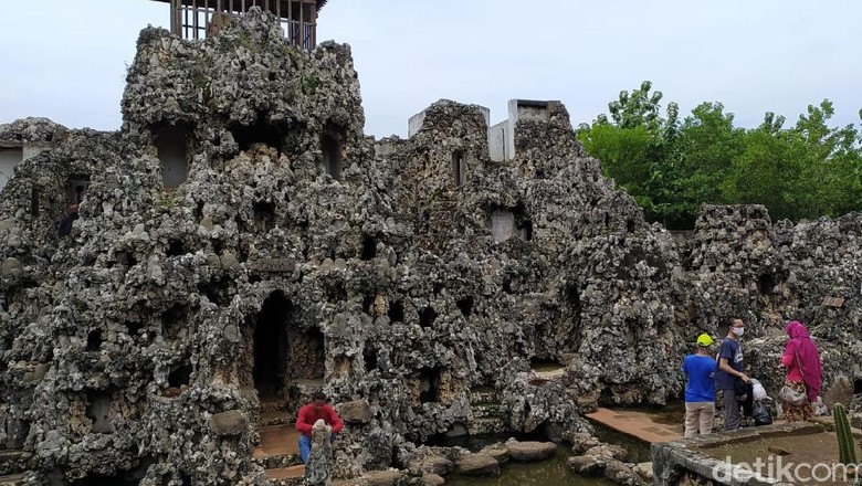 Goa Sunyaragi, Cirebon